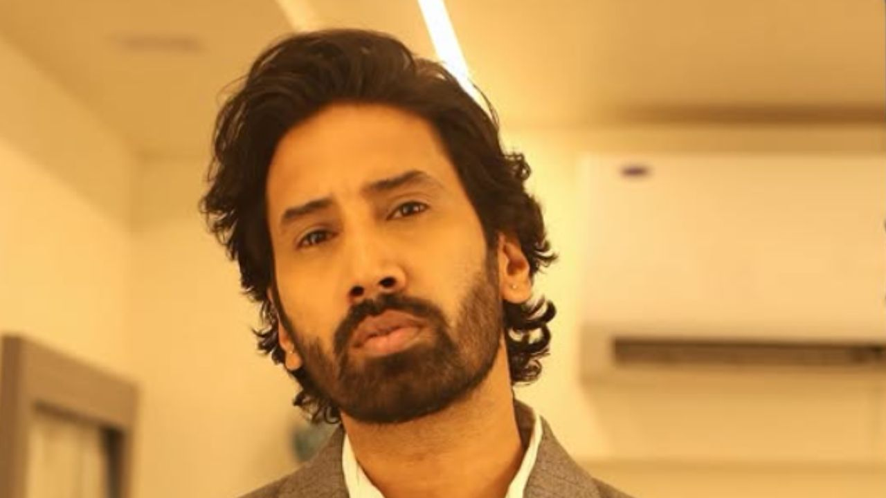 अभिलाष थपियाल