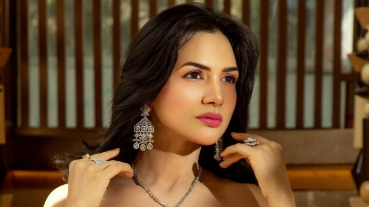 akanksha chamola
