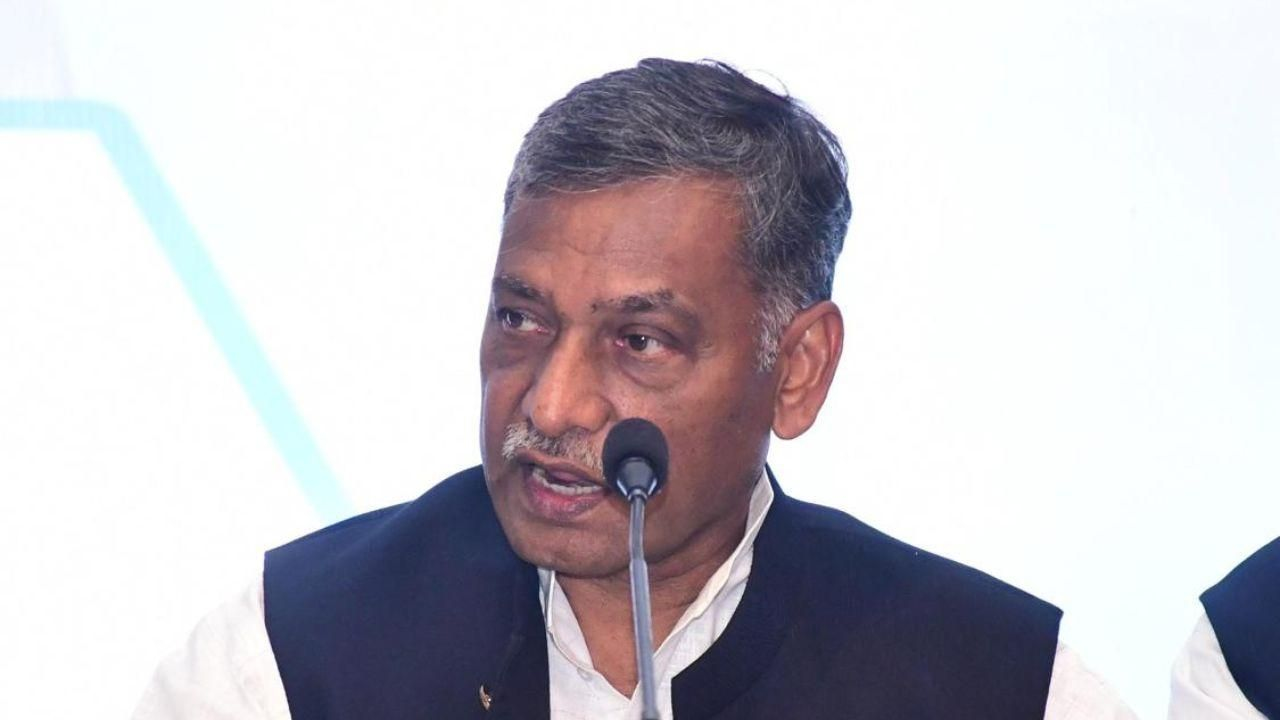 akhilesh prasad singh