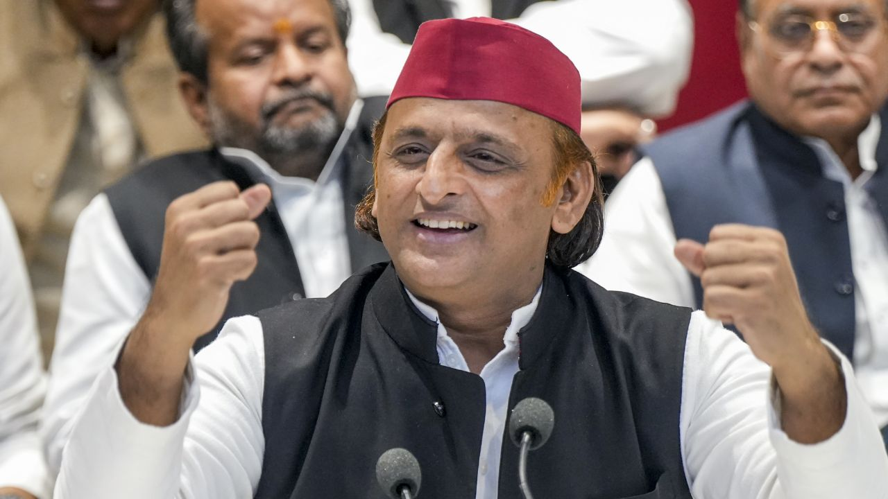 akhilesh yadav