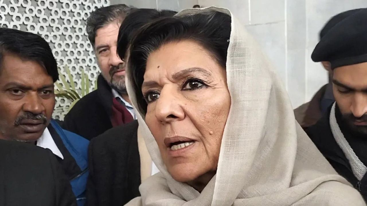 Alima Khan 