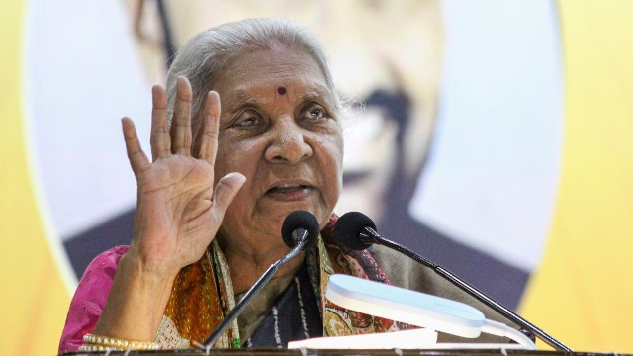 Governor Anandiben Patel