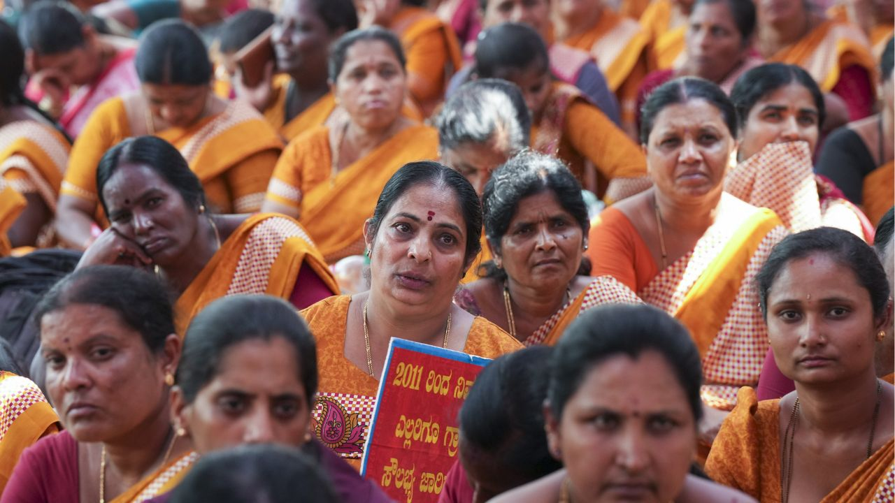 Anganwadi Workers protest in West Bengal PTI