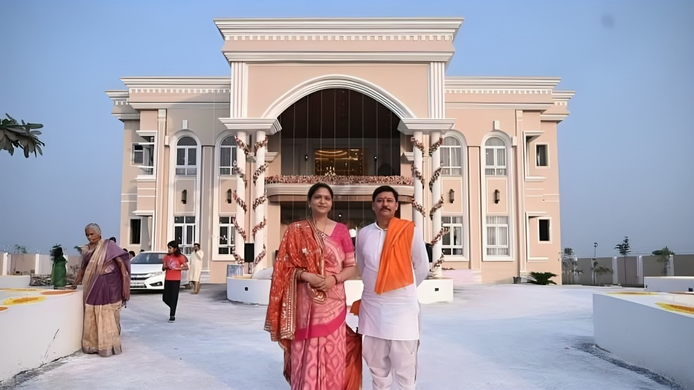 anurag singh chunar saroj sadan