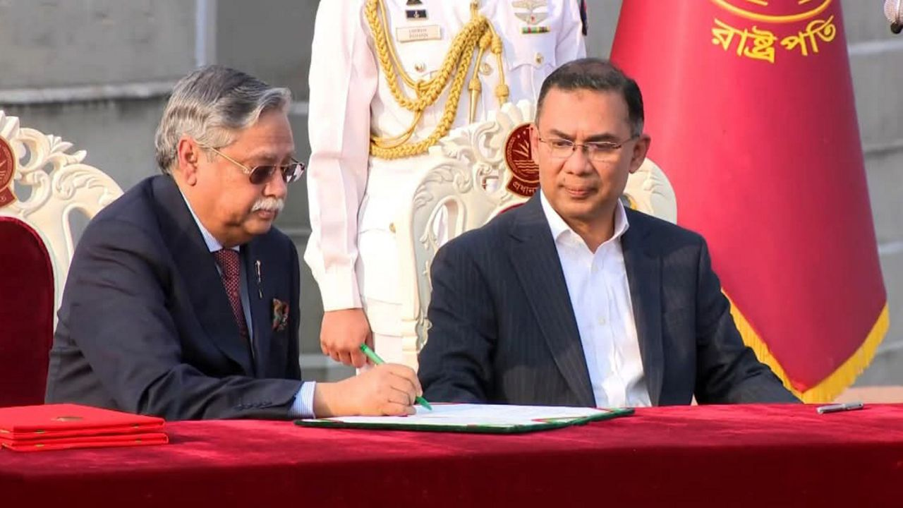 Bangladesh President resigns