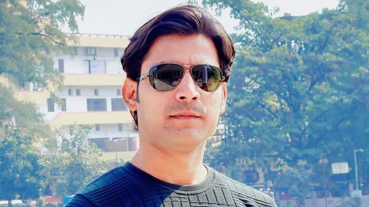Bharat Bhushan Tiwari