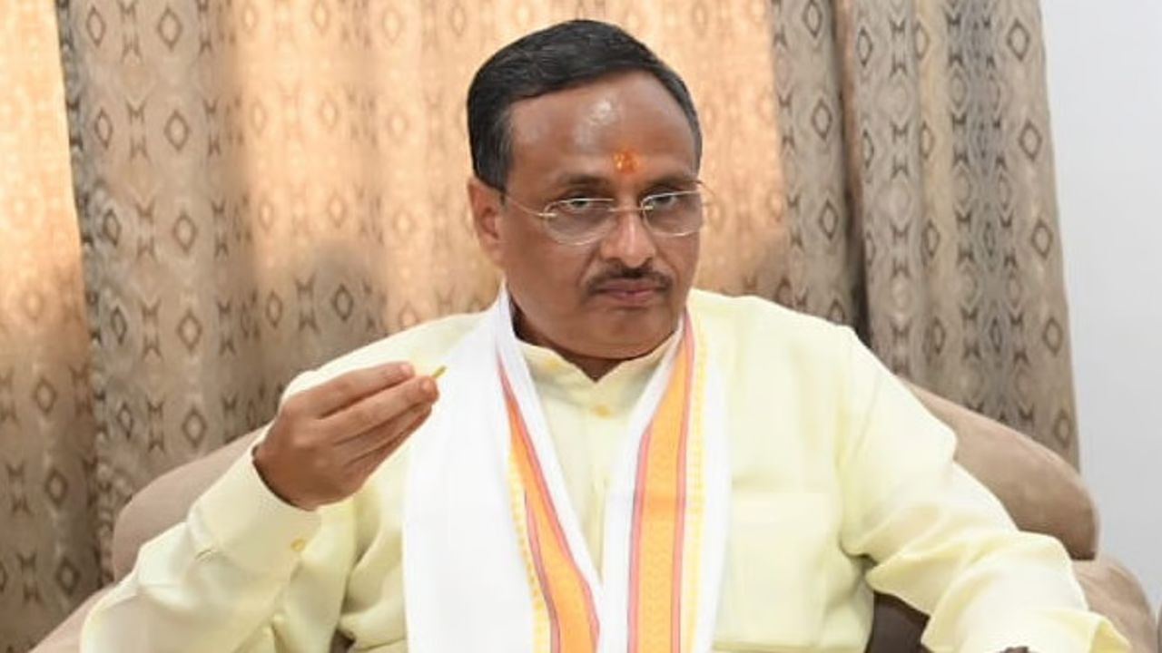 dr dinesh sharma