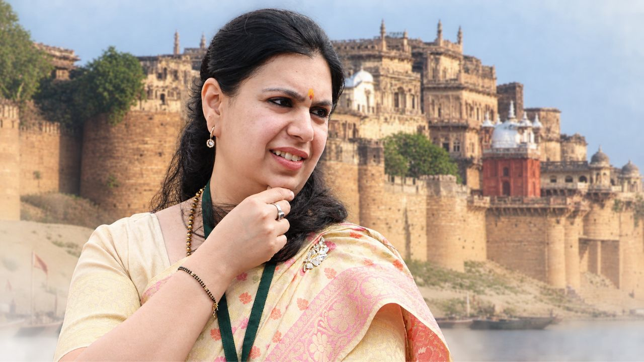 पूर्व IAS अधिकारी दिव्या मित्तल