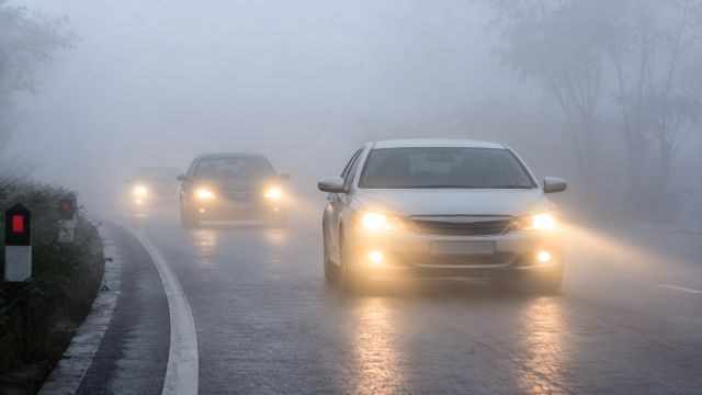 First fog of the season hits Haryana, drivers drive with lights on