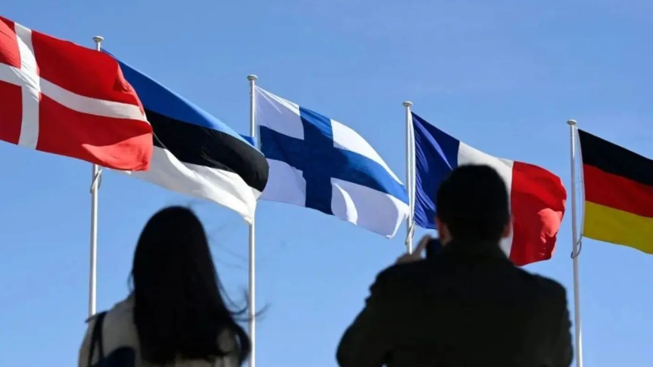 प्रतीकात्मक तस्वीर । Photo Credit: PTI