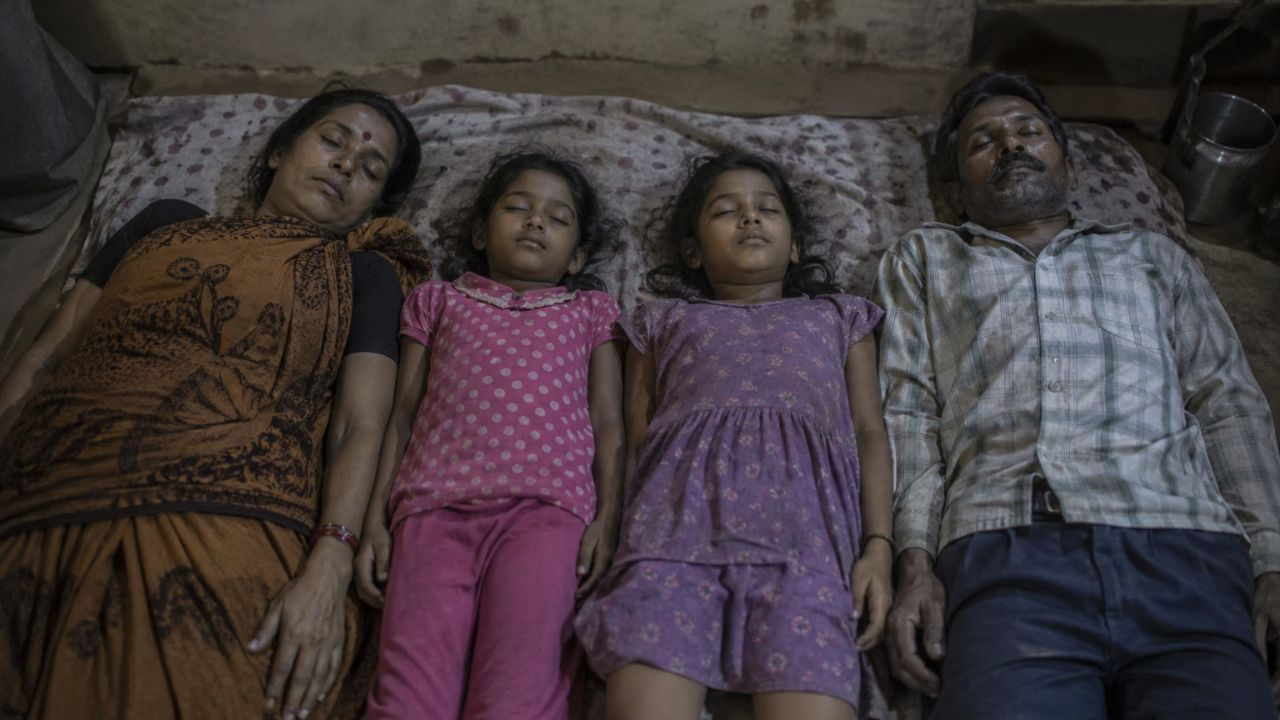 Mumbai food poisoning