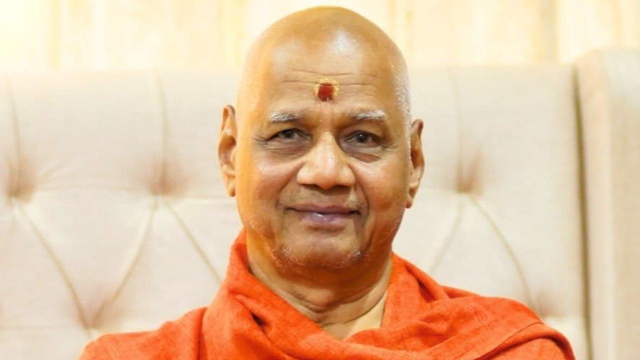 Govind Dev Giri