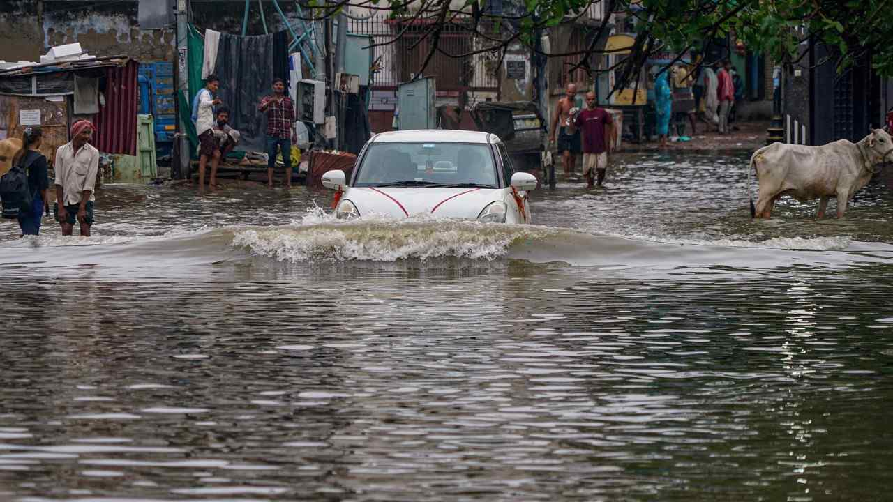 Rain in Varanasi