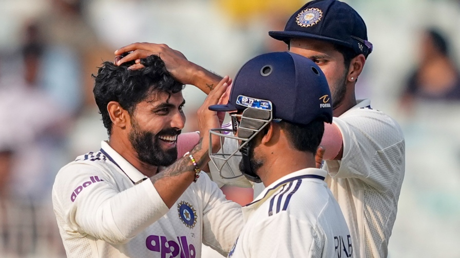 Ravindra Jadeja Wicket Celebration