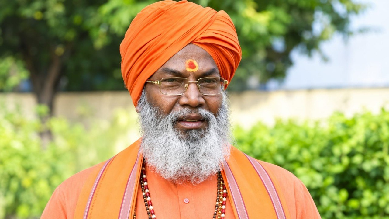 MP Sakshi Maharaj साक्षी महाराज 