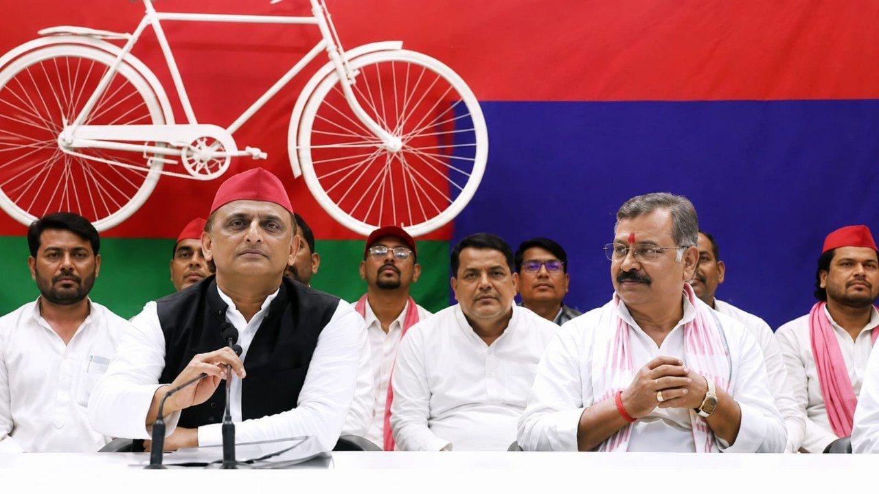  Akhilesh Yadav and Dr. Sanjayn Tripathi