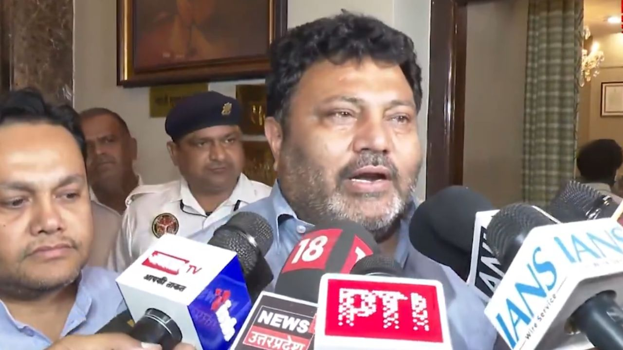 Kamal Akhtar Resigns