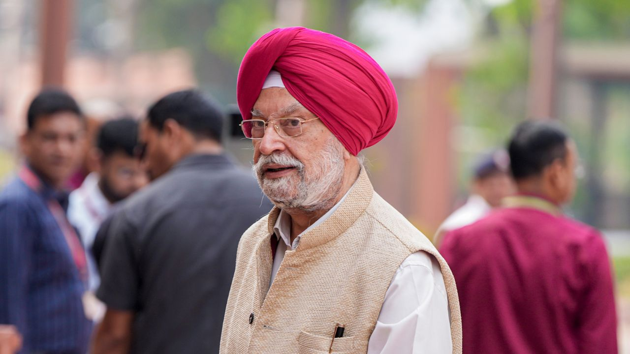 Union Minister Hardeep Singh Puri