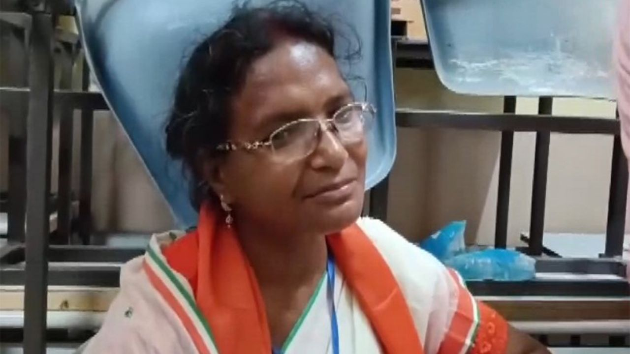 Panihati mother of RG Kar victim Ratna Debnath