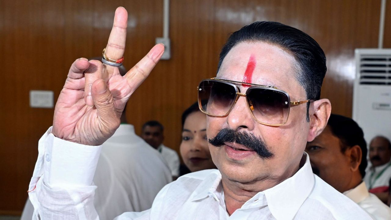FIR against Anant Singh in gopalganj