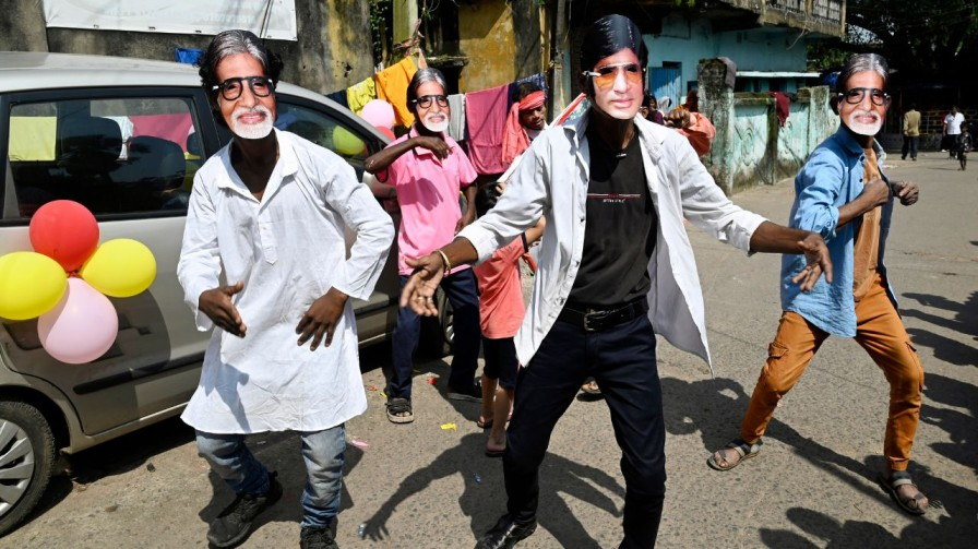 Gujarat Police arrested convict who work in Bollywood