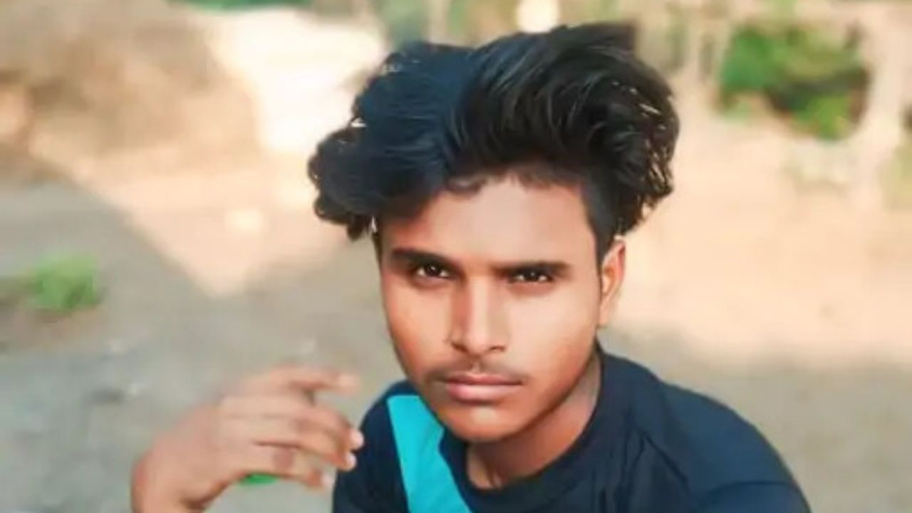 20 year old labourer died due to high tension wire stuck