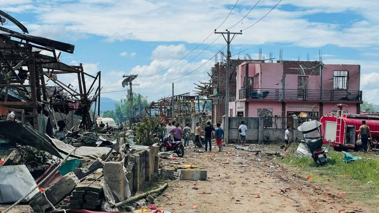 Myanmar blast near china border