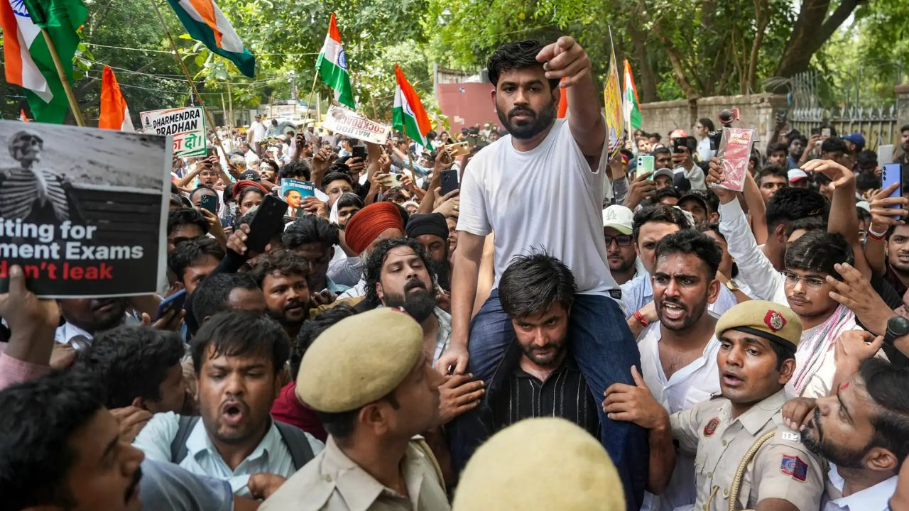 Abhijeet Dipke announce Cockroach Janata Party next protest