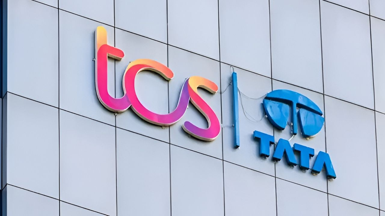 TCS engineer commits suicide