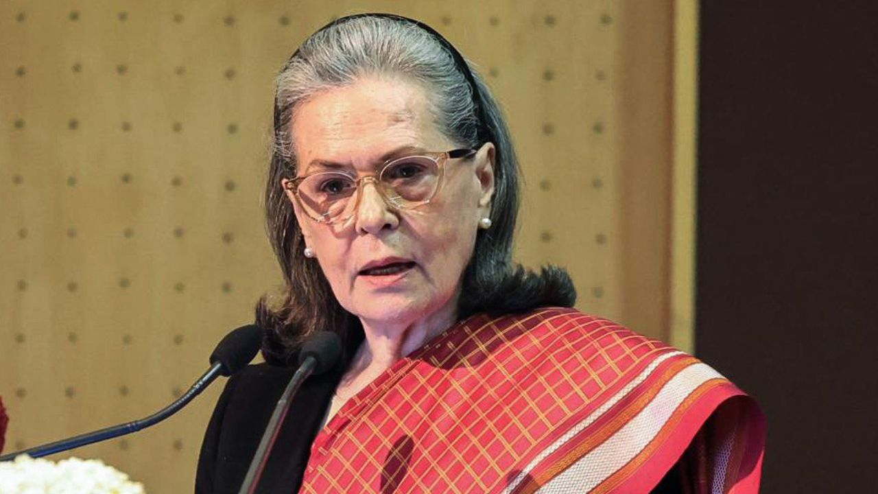 Sonia Gandhi slams Modi government for silence on Gaza