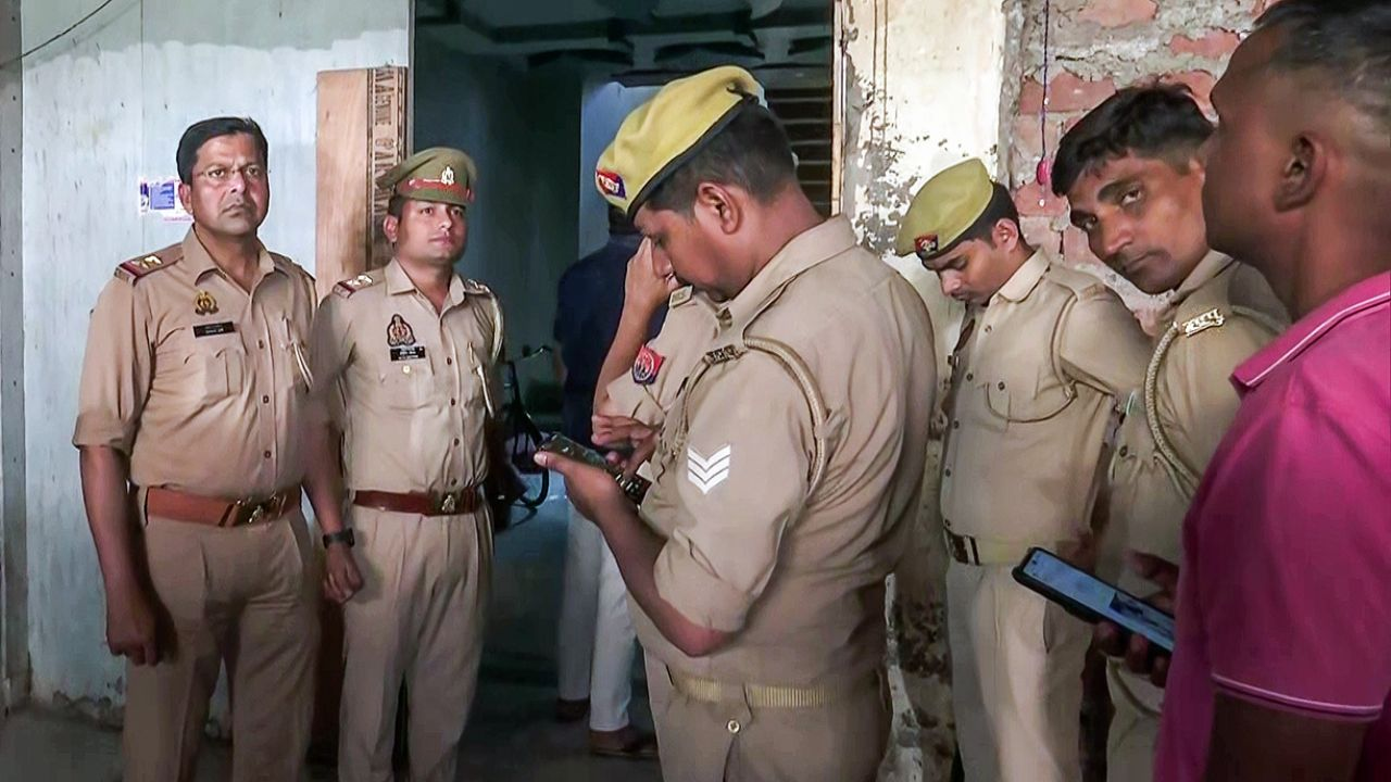 Newborn trafficking gang busted in Ghaziabad