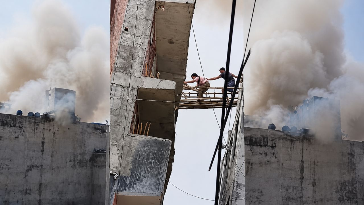 Fire breaks out in Noida Mamura village