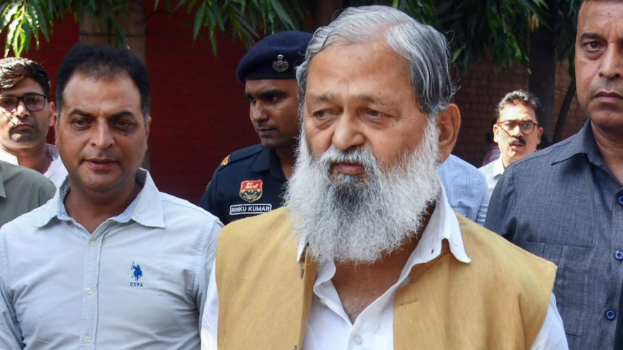 Anil Vij on abused PM Modi during Jantar Mantar Protest