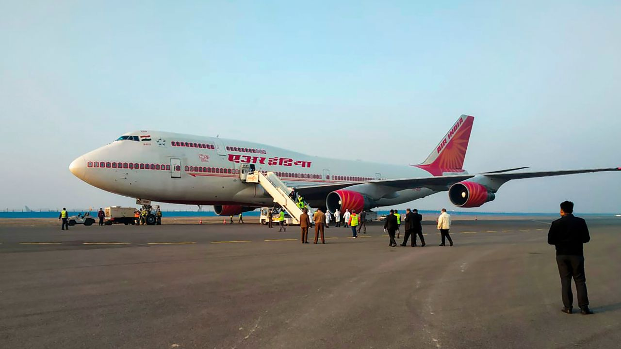 How many times airlines suffer technical defects in 3 year