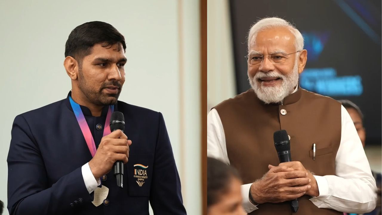 PM Narendra Modi laugh on Narender Berwal and Pakistani boxer conversation