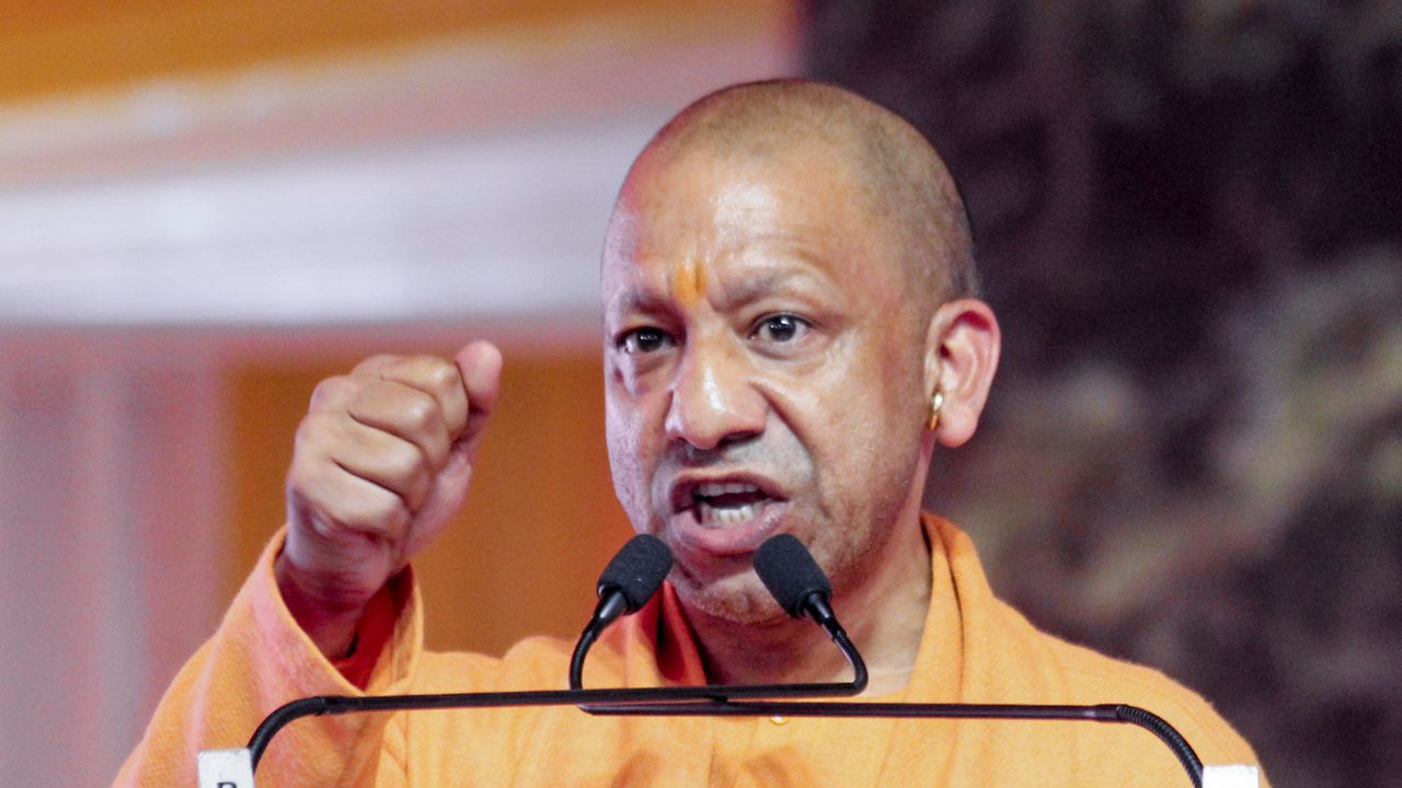 CM Yogi Adityanath warns UP police on against negligence