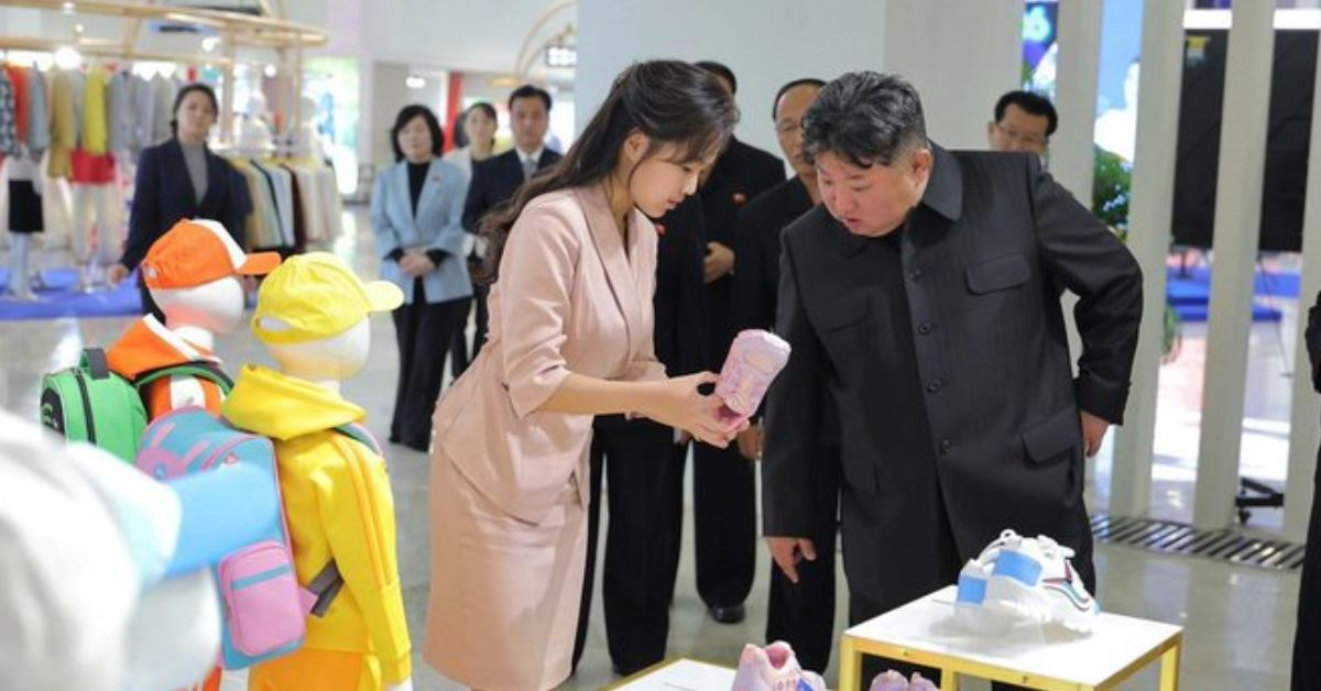 Kim Jong Un किम जोंग उन