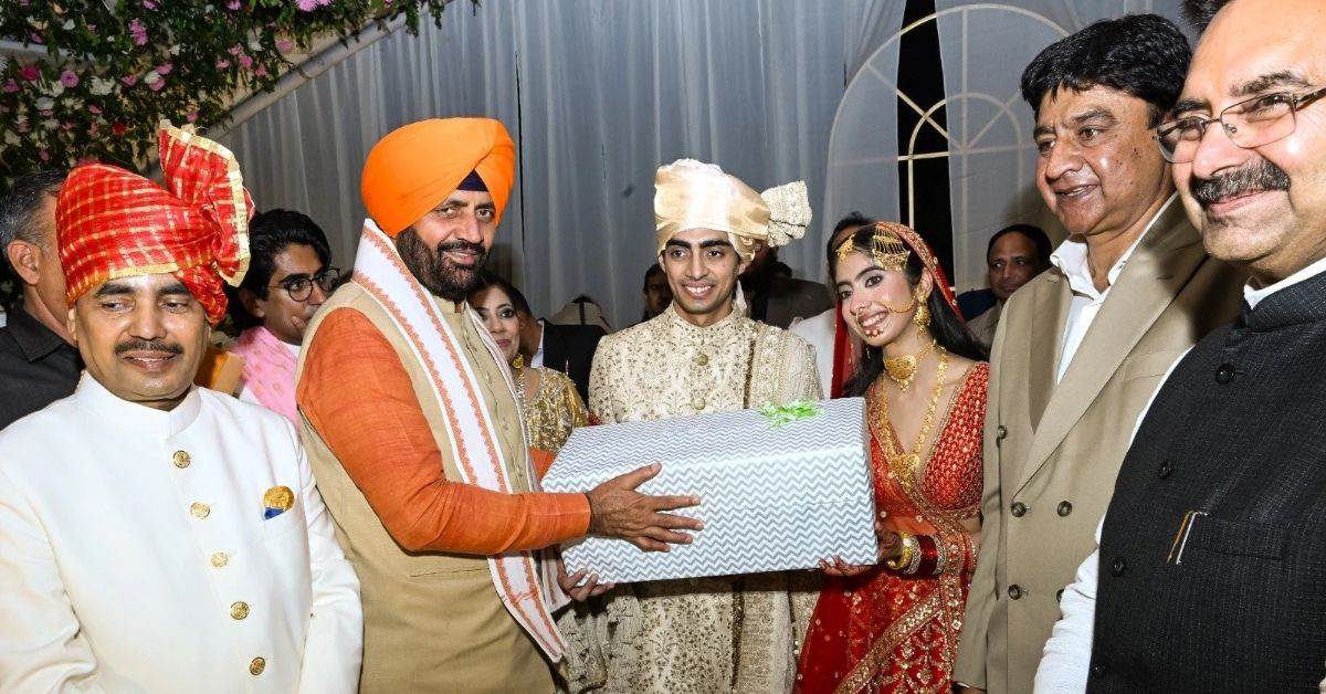 अकरम खान की बेटी की शादी में शामिल हुए हरियाणा के सीएम नायब सैनी,
