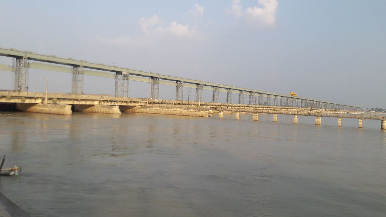 Kosi River front 