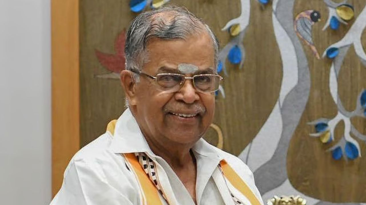 La ganesan passed away.