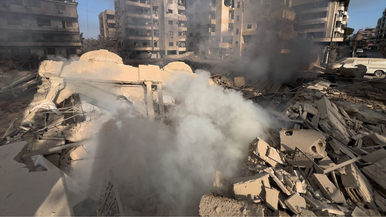 israel attacks lebanon