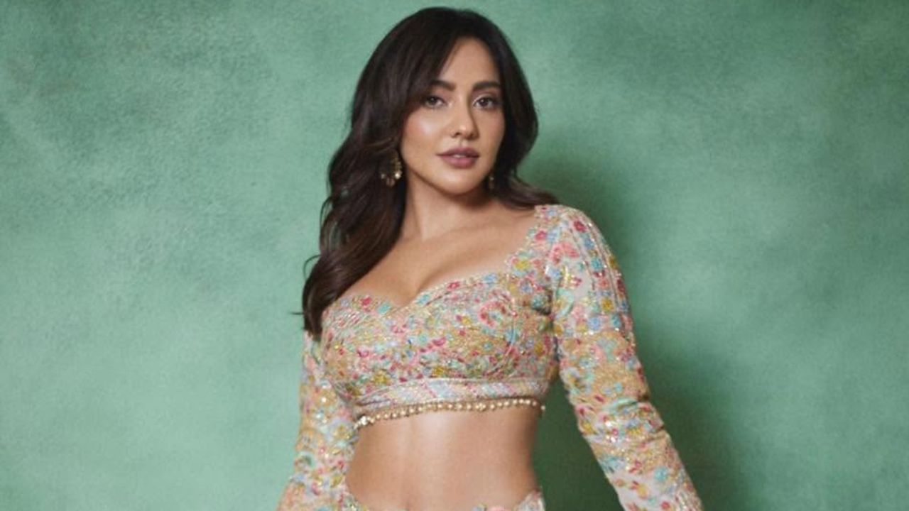 Neha Sharma Bollywood Actress