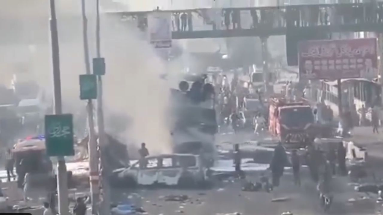 violent protest in pakistan । Photo Credit: Video grab/ X/ @desishitposterr