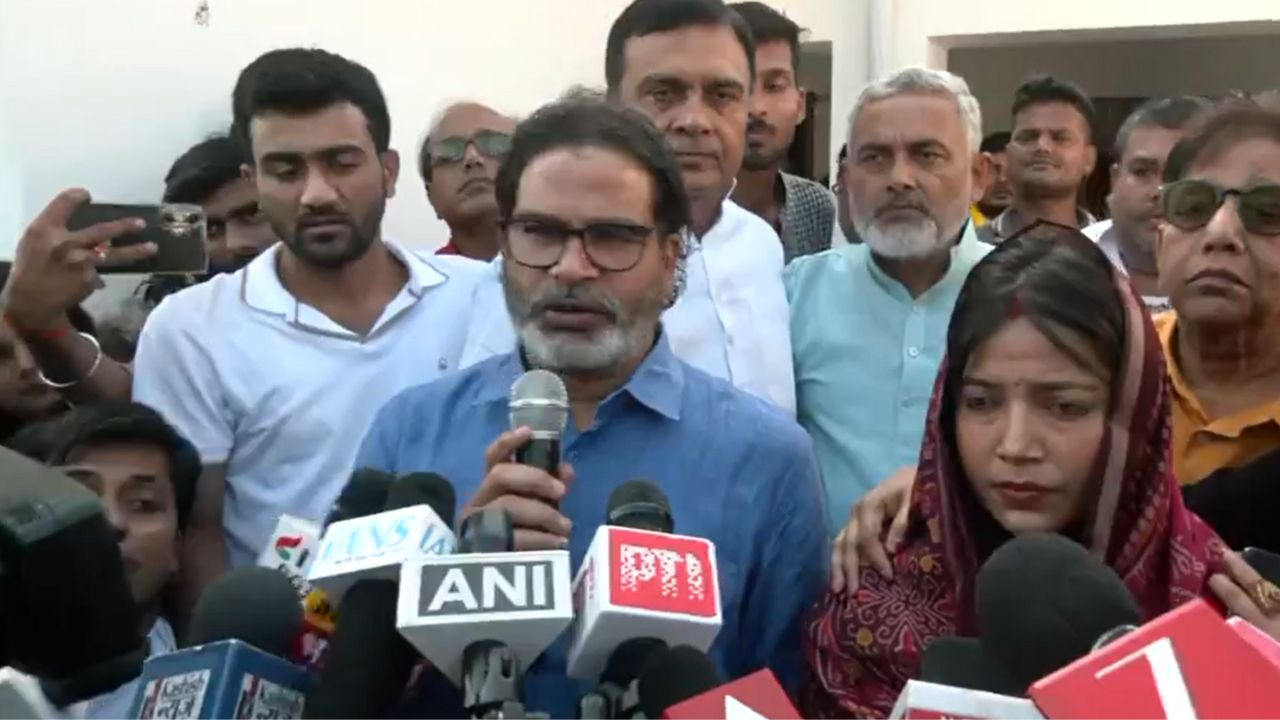 Pawan Singh wife Jyoti Singh