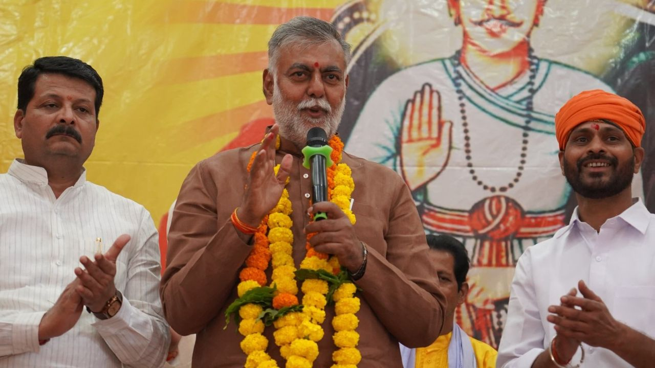 Prahlad Singh Patel﻿