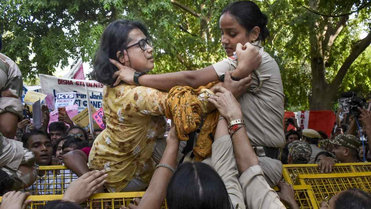 Delhi AISA Protest