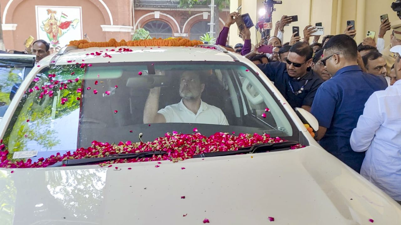 rahul gandhi in sultanpur