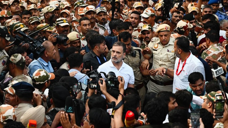 राहुल गांधी