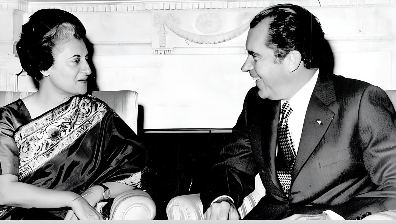 Indira Gandhi and Richard Nixon 