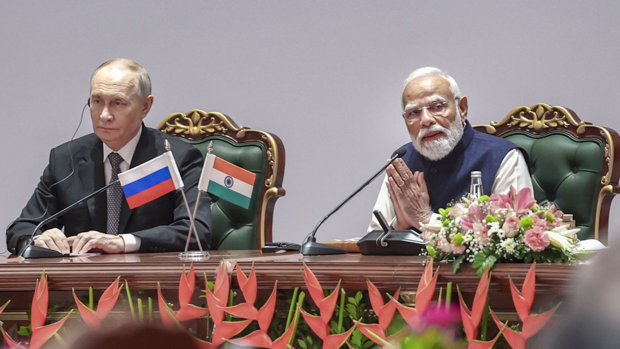 Vladimir Putin and Narendra Modi